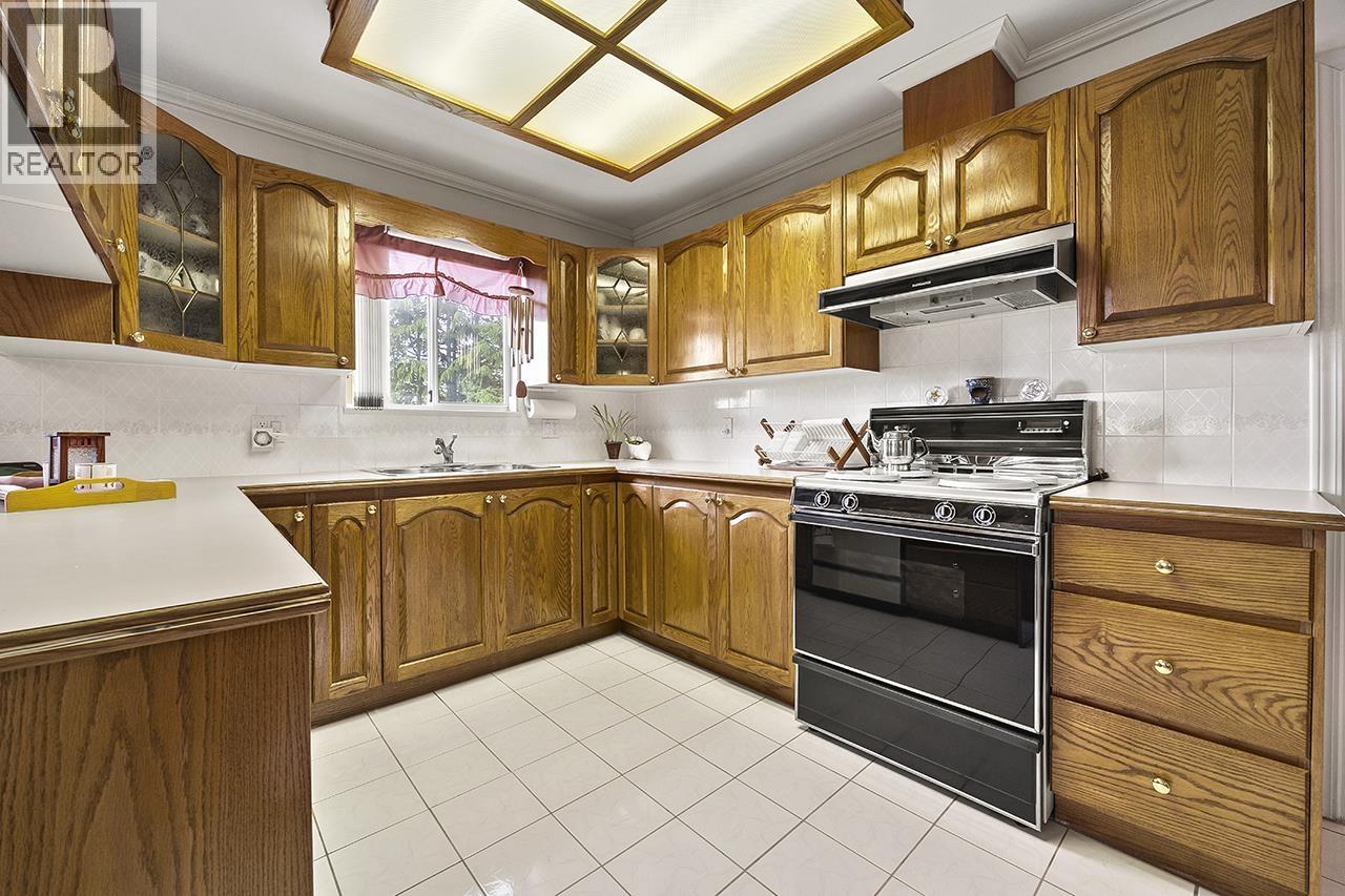 7168 Sussex Avenue, Burnaby, British Columbia  V5J 3V3 - Photo 12 - R3078790