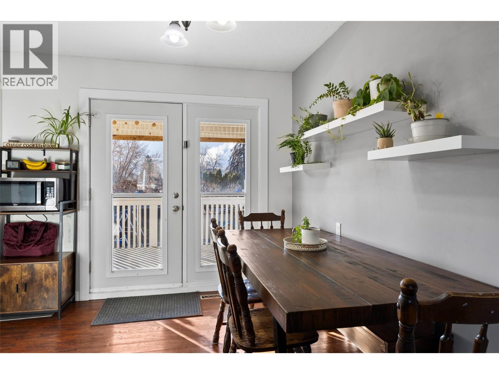 2087 Sunnycrest Avenue, Kamloops, British Columbia  V2B 4L9 - Photo 9 - 10374672