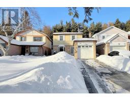 94 RAWLING CRESCENT, Brampton, Ontario