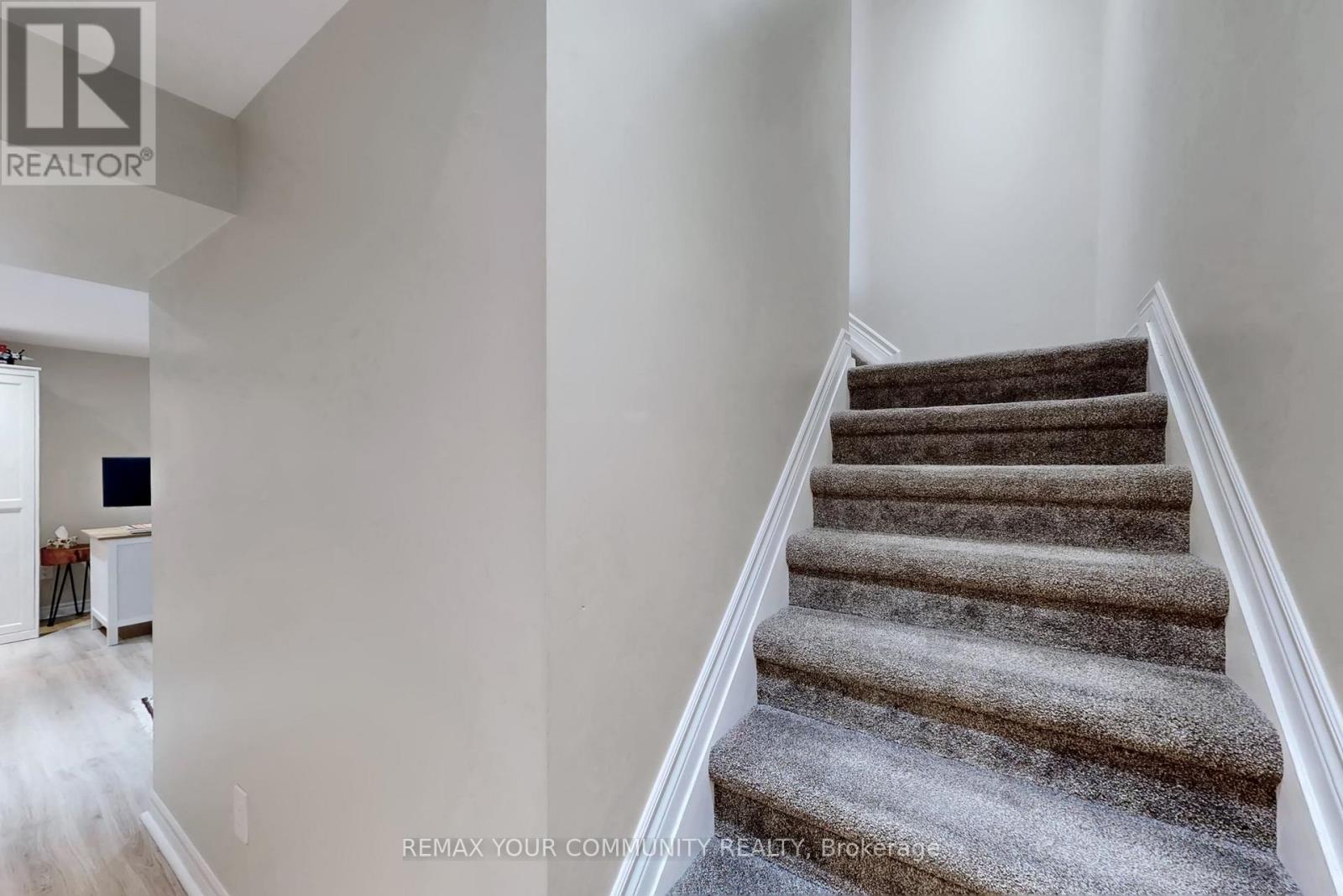 94 Rawling Crescent, Brampton, Ontario  L6Z 1N8 - Photo 33 - W12785568