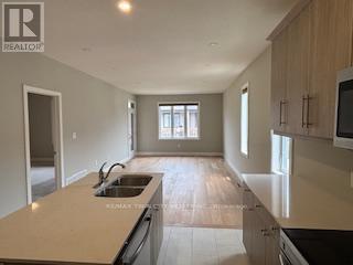 53- 745 Chelton Road, London South, Ontario  N6M 0J1 - Photo 7 - X12786048