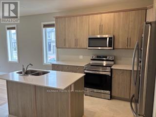 53- 745 Chelton Road, London South, Ontario  N6M 0J1 - Photo 5 - X12786048