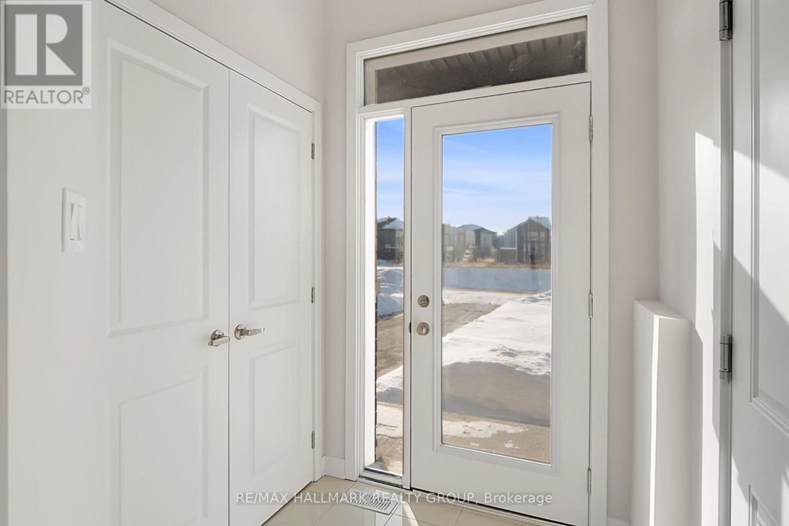 1924 Hawker Private, Ottawa, Ontario K0A 1L0 - Photo 8 - X12788300