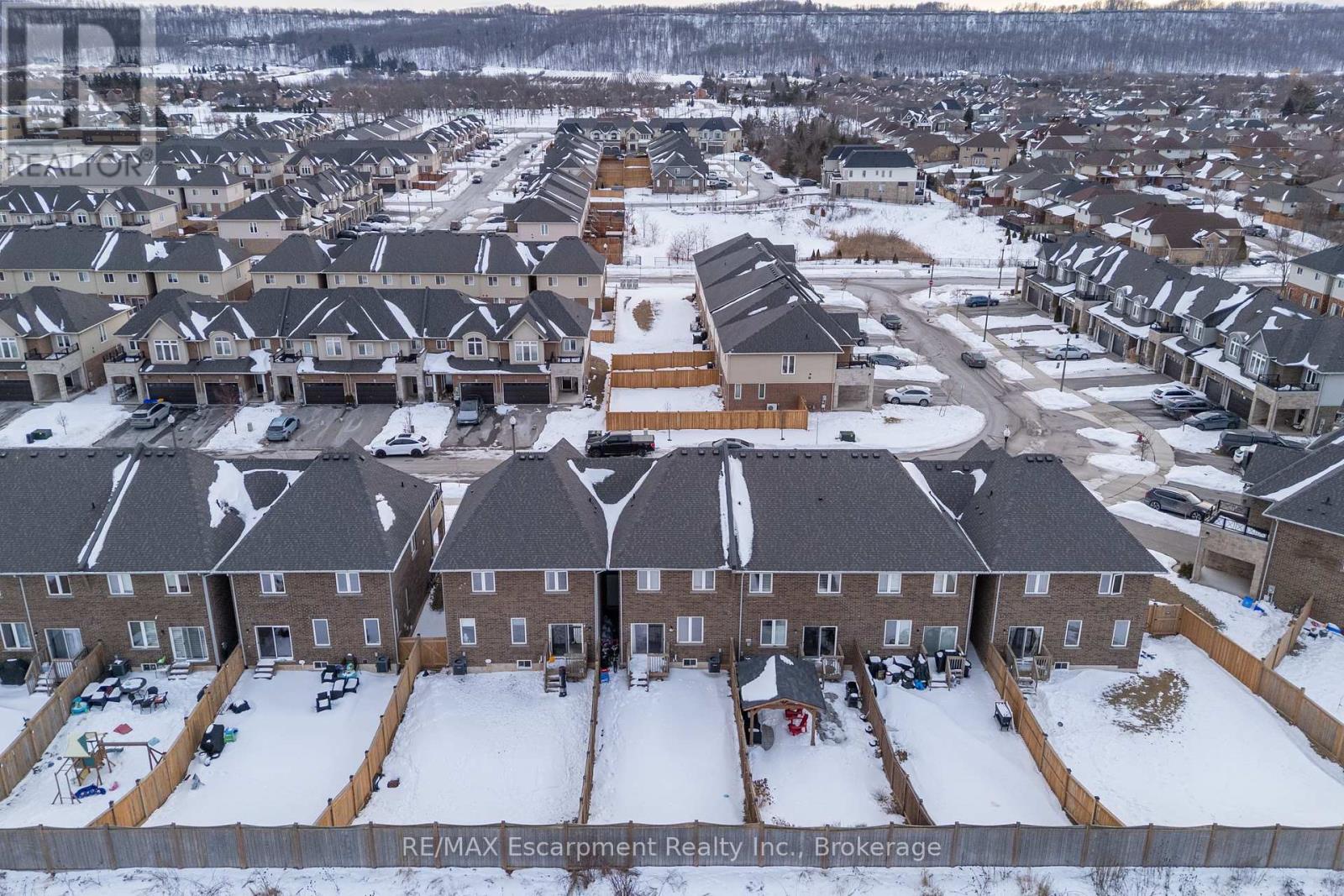 31 Pinot Crescent, Hamilton, Ontario  L8E 0J8 - Photo 21 - X12788256