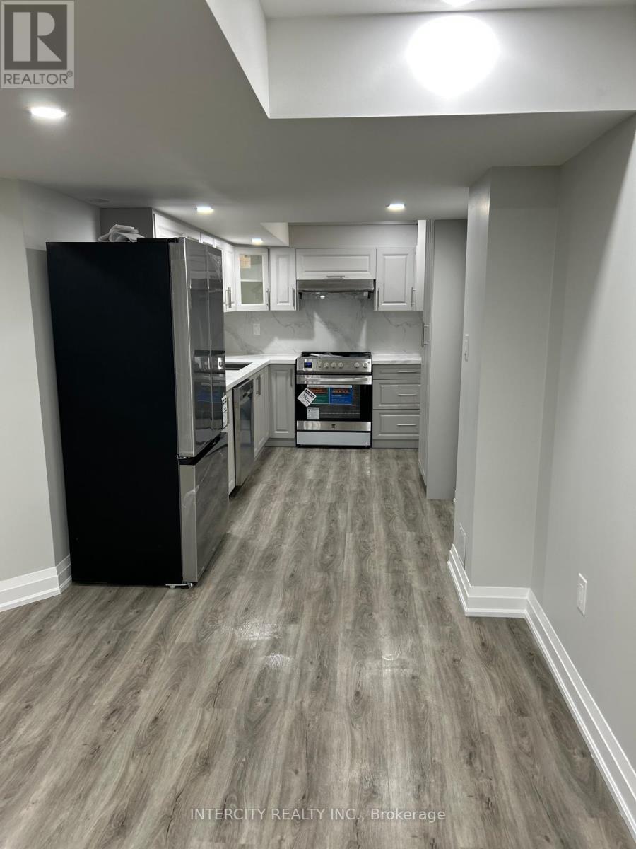 299 Fleetwood Drive, Oshawa, Ontario  L1K 3E8 - Photo 4 - E12787458