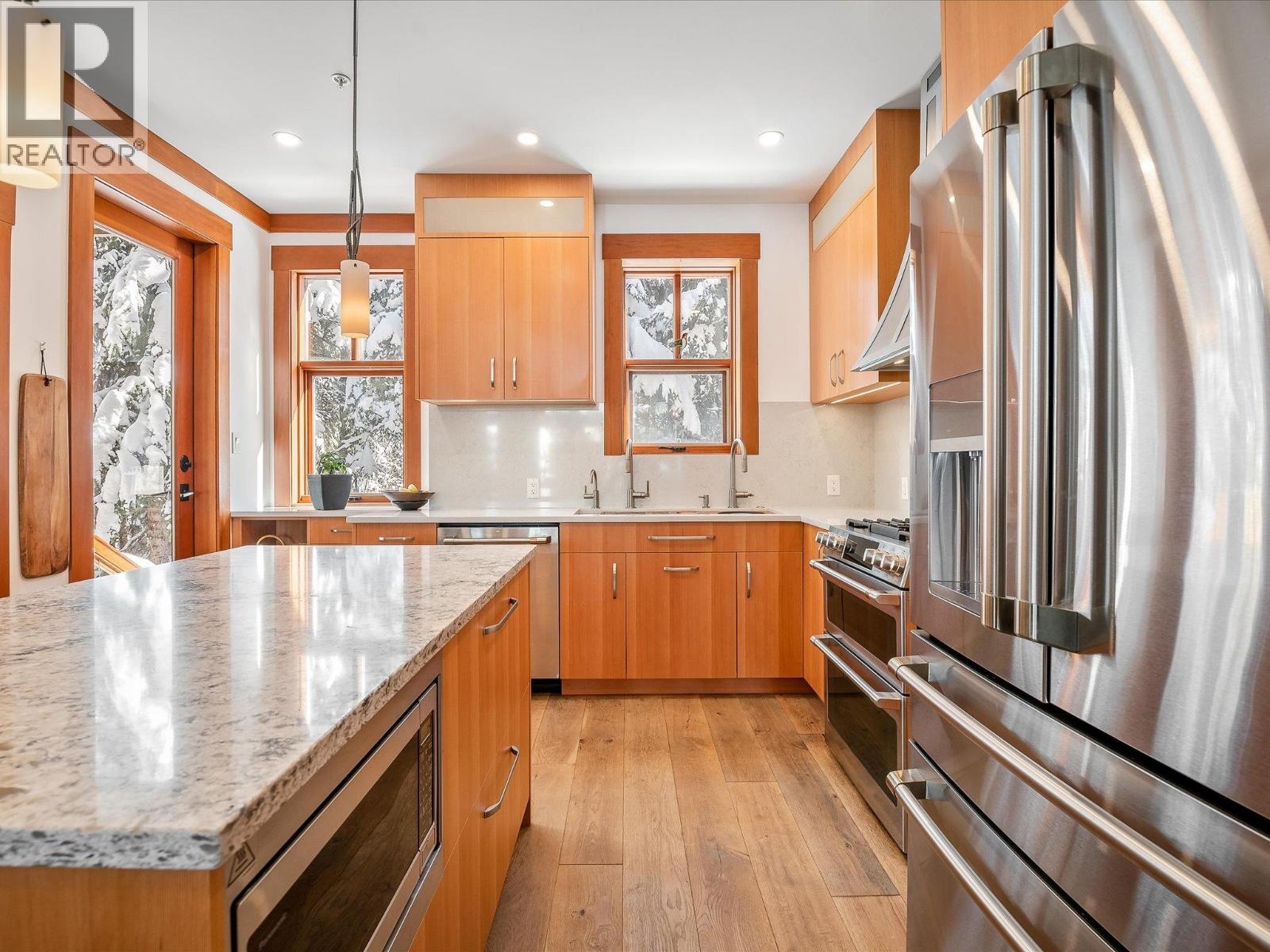 23 2324 Taluswood Place, Whistler, British Columbia  V8E 0R1 - Photo 9 - R3089866