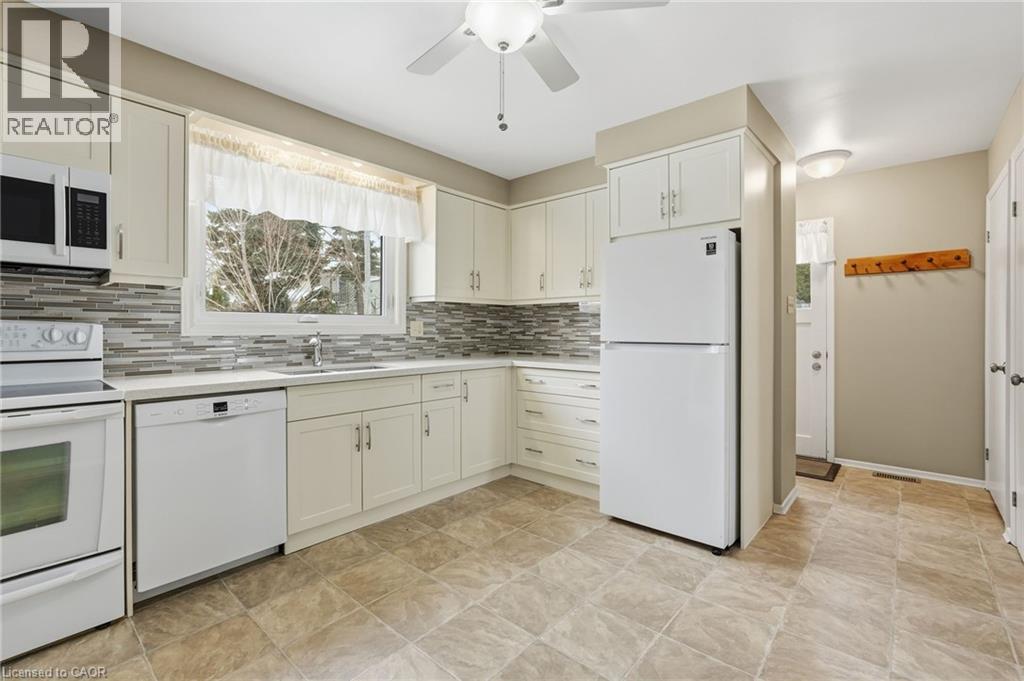 8 Sanctuary Drive, Dundas, Ontario  L9H 3Y8 - Photo 5 - 40805050