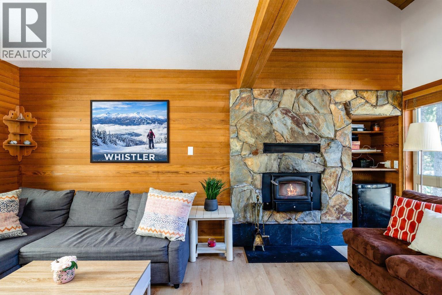 18 6125 Eagle Drive, Whistler, British Columbia  V8E 0W3 - Photo 2 - R3089361