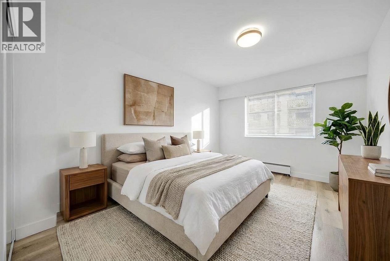 302 170 E 3rd Street, North Vancouver, British Columbia  V7L 1E6 - Photo 15 - R3089838