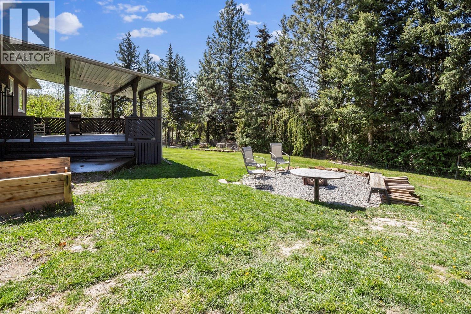 4421 3a Highway, Wynndel, British Columbia  V0B 2N1 - Photo 21 - 10375861