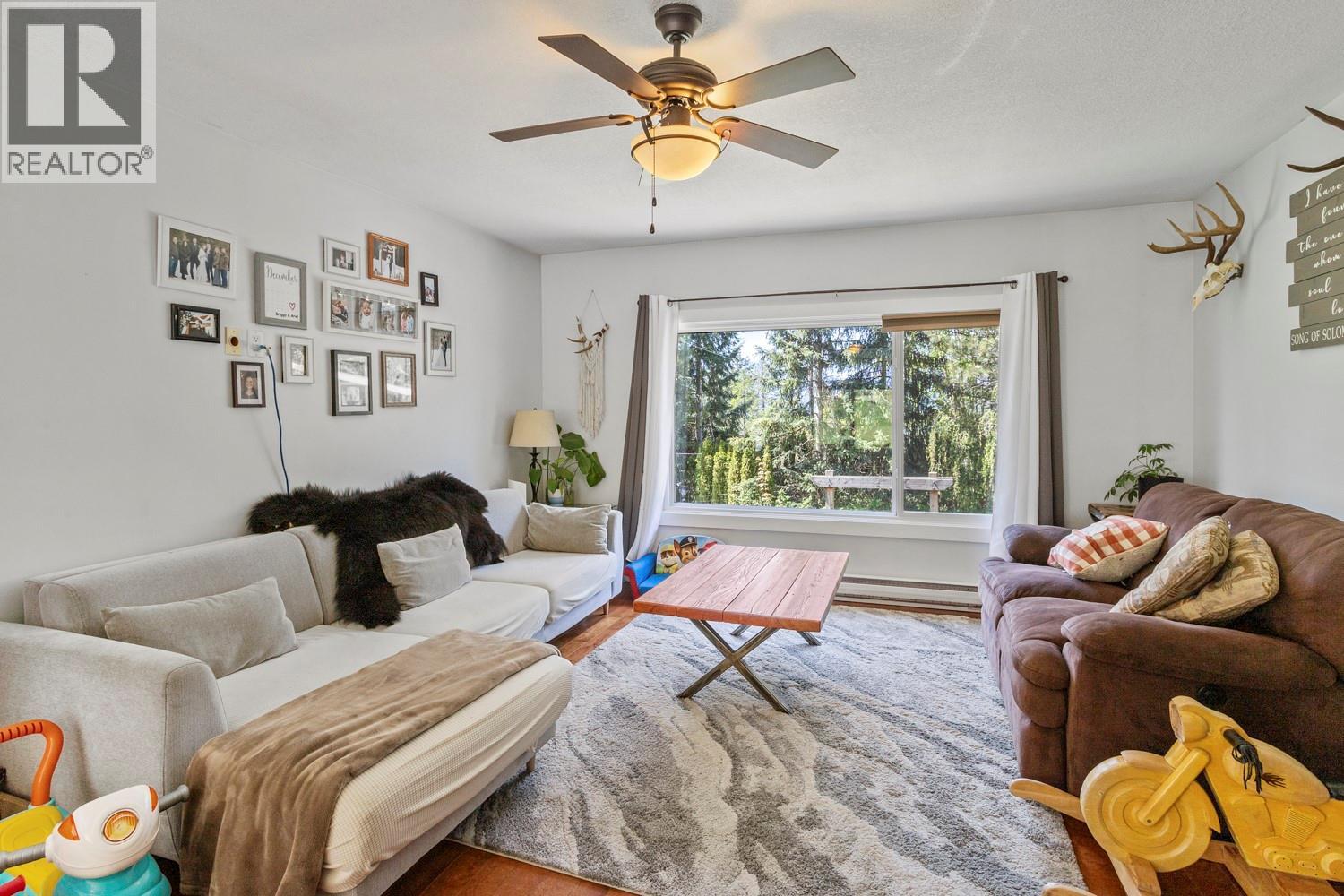 4421 3a Highway, Wynndel, British Columbia  V0B 2N1 - Photo 7 - 10375861