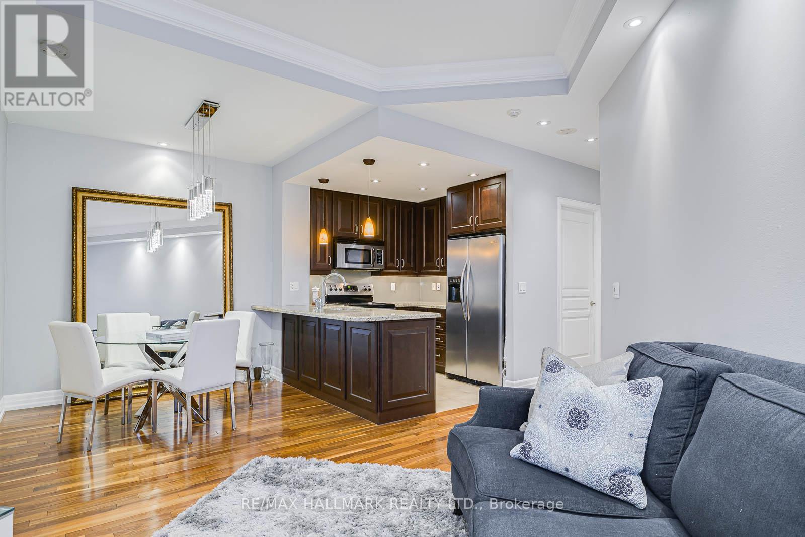 407 - 20 Burkebrook Place, Toronto, Ontario  M4G 0A1 - Photo 5 - C12788320