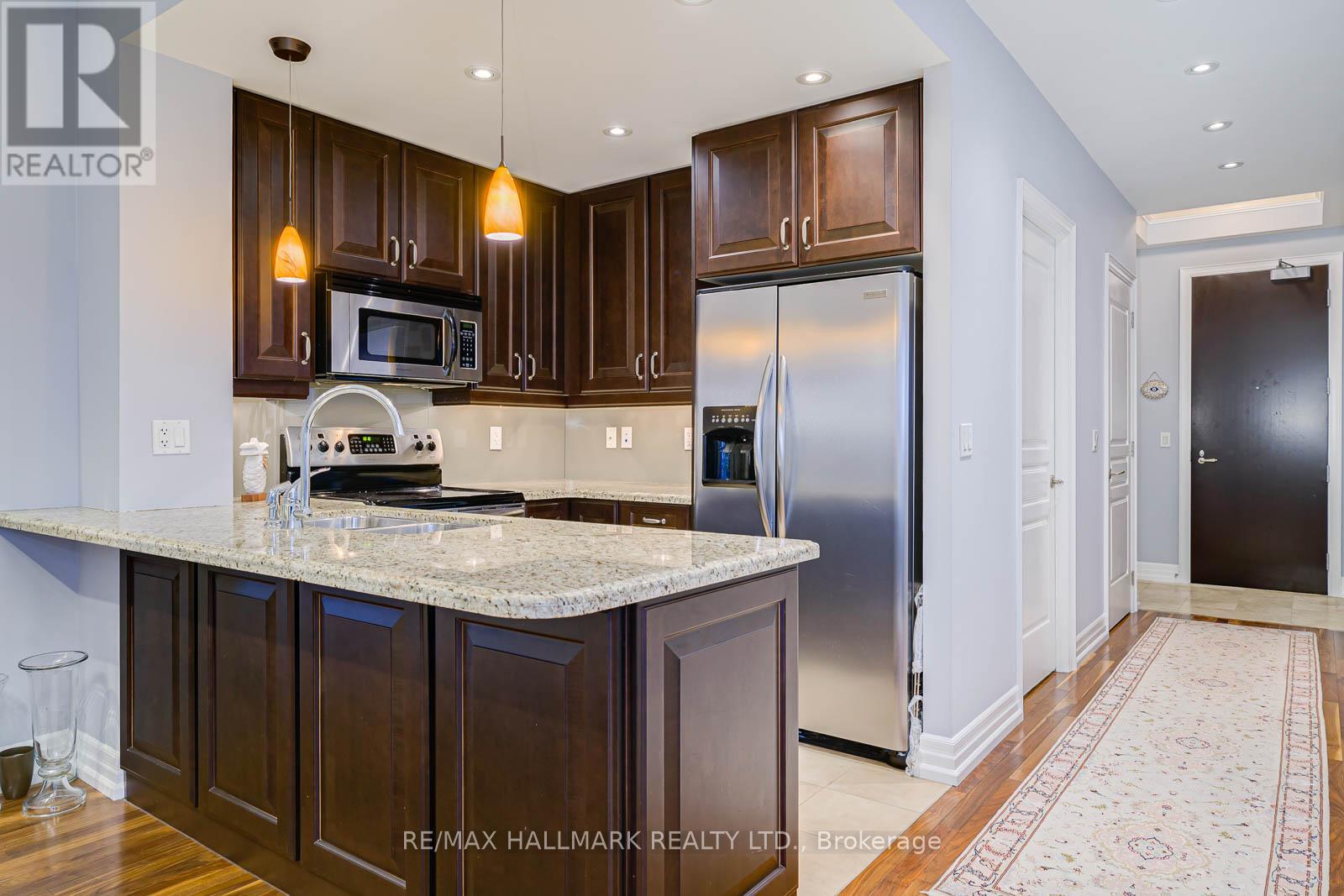 407 - 20 Burkebrook Place, Toronto, Ontario  M4G 0A1 - Photo 6 - C12788320