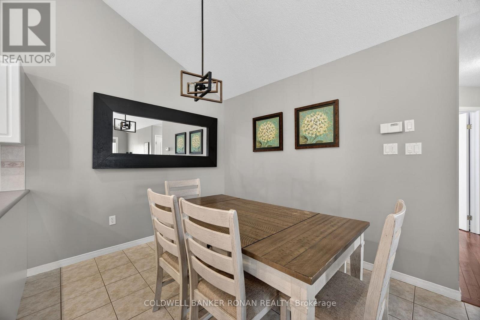 57 Cowan Avenue, New Tecumseth, Ontario  L9R 2E1 - Photo 12 - N12788260