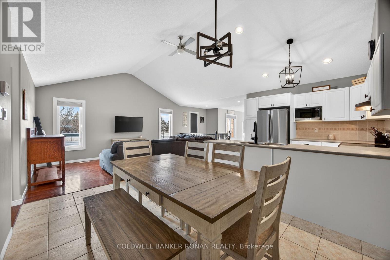 57 Cowan Avenue, New Tecumseth, Ontario  L9R 2E1 - Photo 14 - N12788260