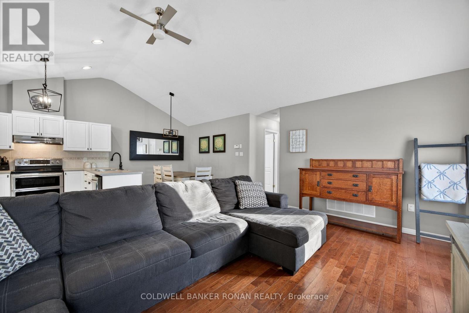 57 Cowan Avenue, New Tecumseth, Ontario  L9R 2E1 - Photo 19 - N12788260