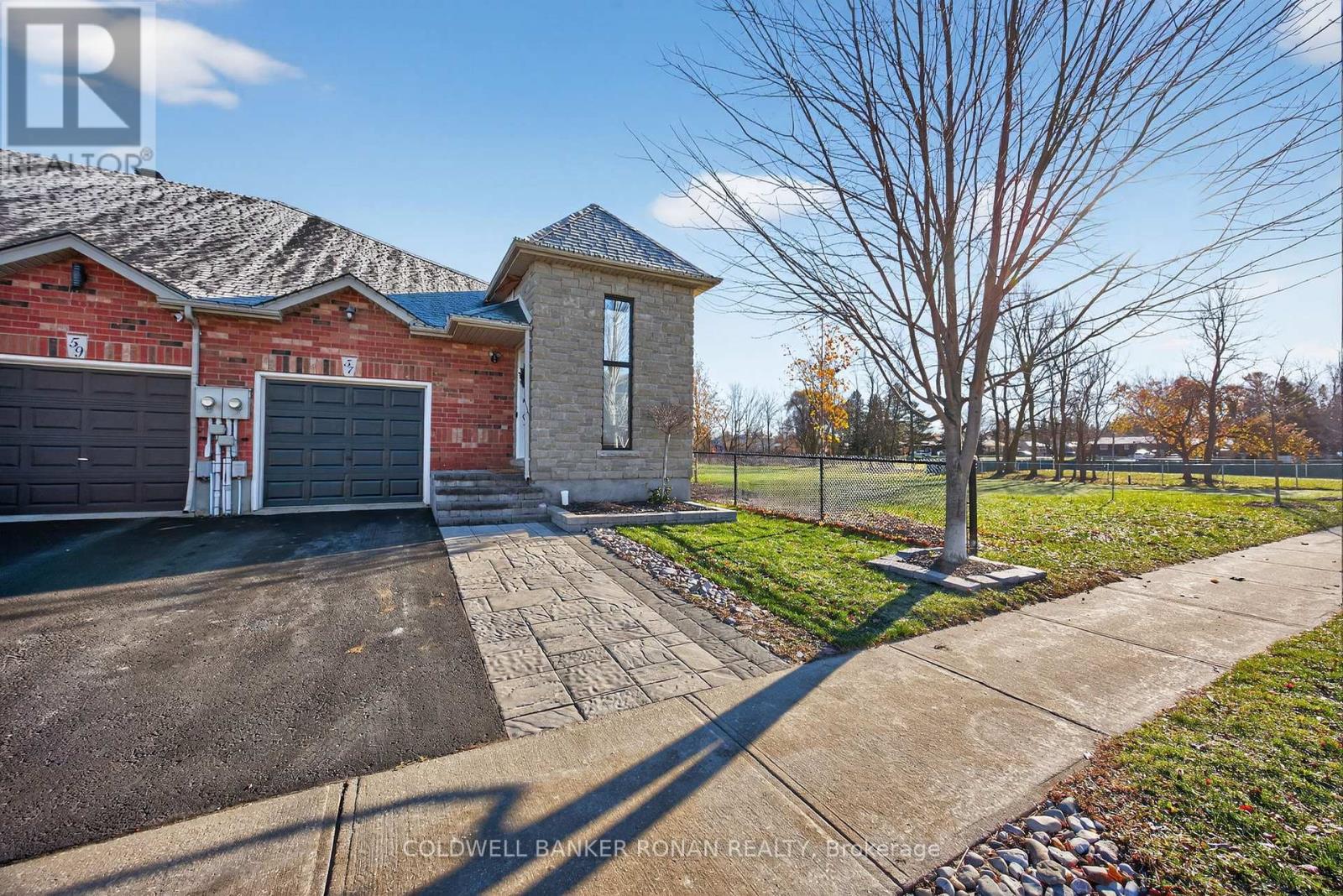 57 Cowan Avenue, New Tecumseth, Ontario  L9R 2E1 - Photo 2 - N12788260