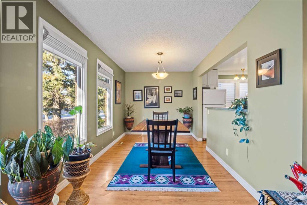 276 Macewan Glen Drive Nw, Calgary, Alberta  T3K 2G4 - Photo 5 - A2285919