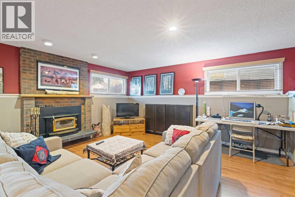 276 Macewan Glen Drive Nw, Calgary, Alberta  T3K 2G4 - Photo 17 - A2285919