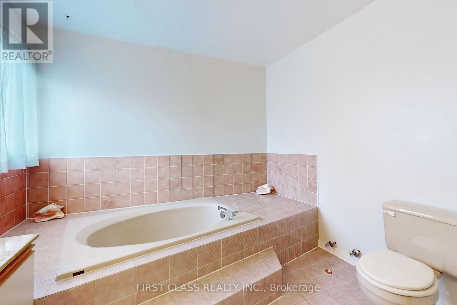 7 Kenpark Avenue, Brampton, Ontario  L6Z 3P4 - Photo 20 - W12788254