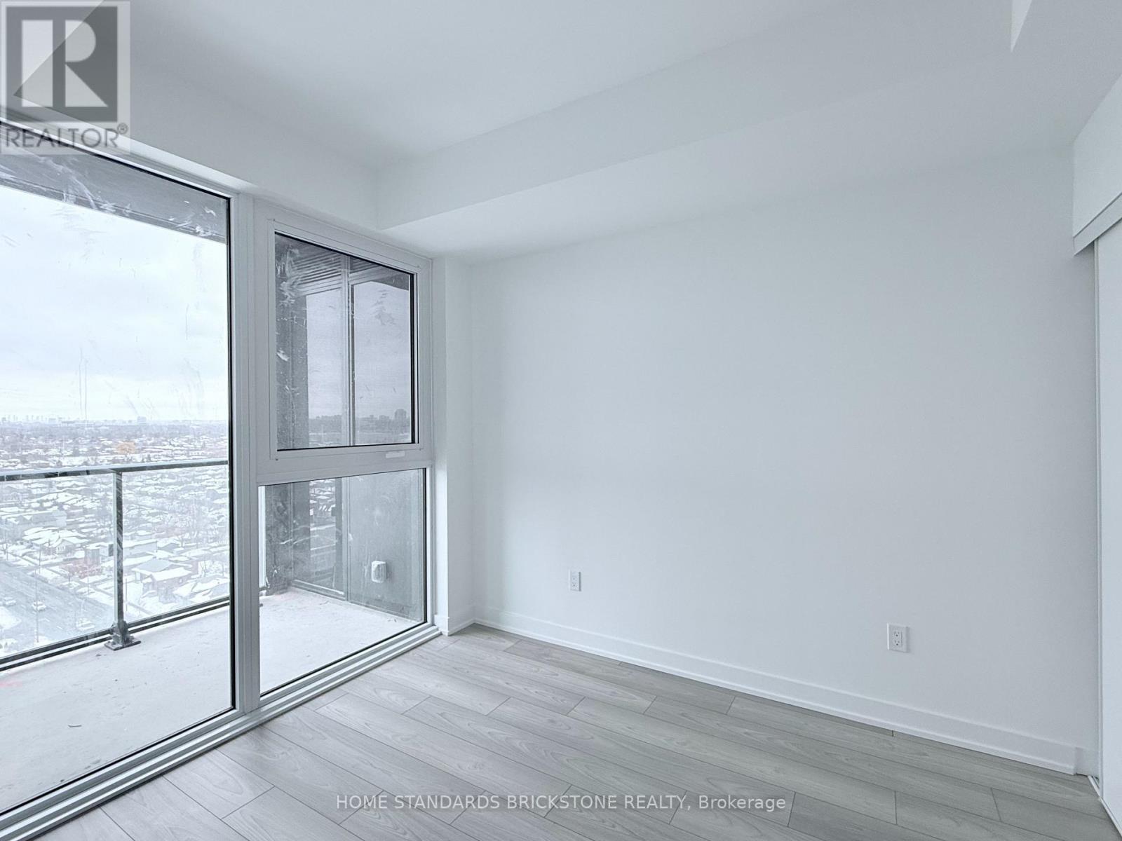 1510 - 1007 The Queensway, Toronto, Ontario  M8Z 0H4 - Photo 6 - W12788272