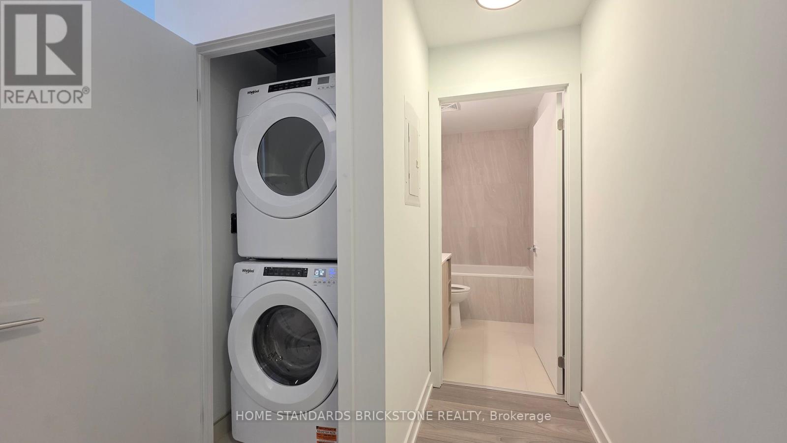 1510 - 1007 The Queensway, Toronto, Ontario  M8Z 0H4 - Photo 8 - W12788272