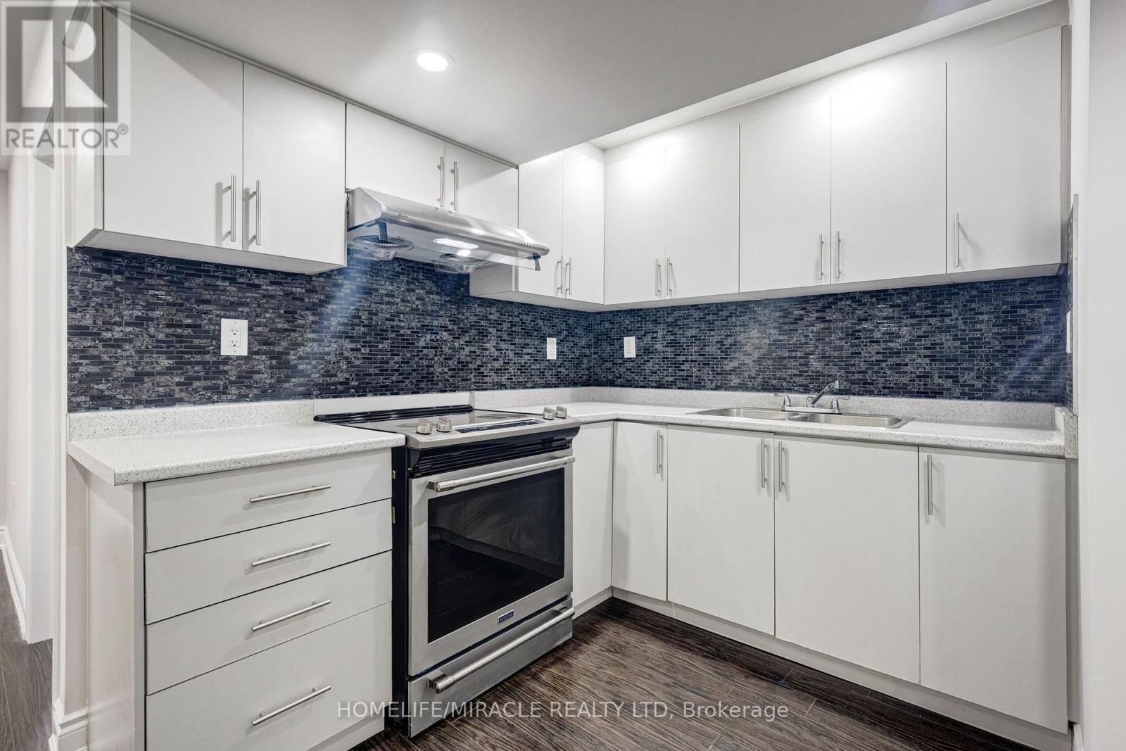 14 Vezna Crescent, Brampton, Ontario  L6X 5K6 - Photo 28 - W12788282