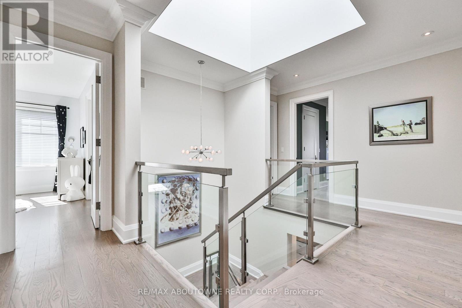 283 Jennings Crescent, Oakville, Ontario  L6L 1W3 - Photo 15 - W12788288