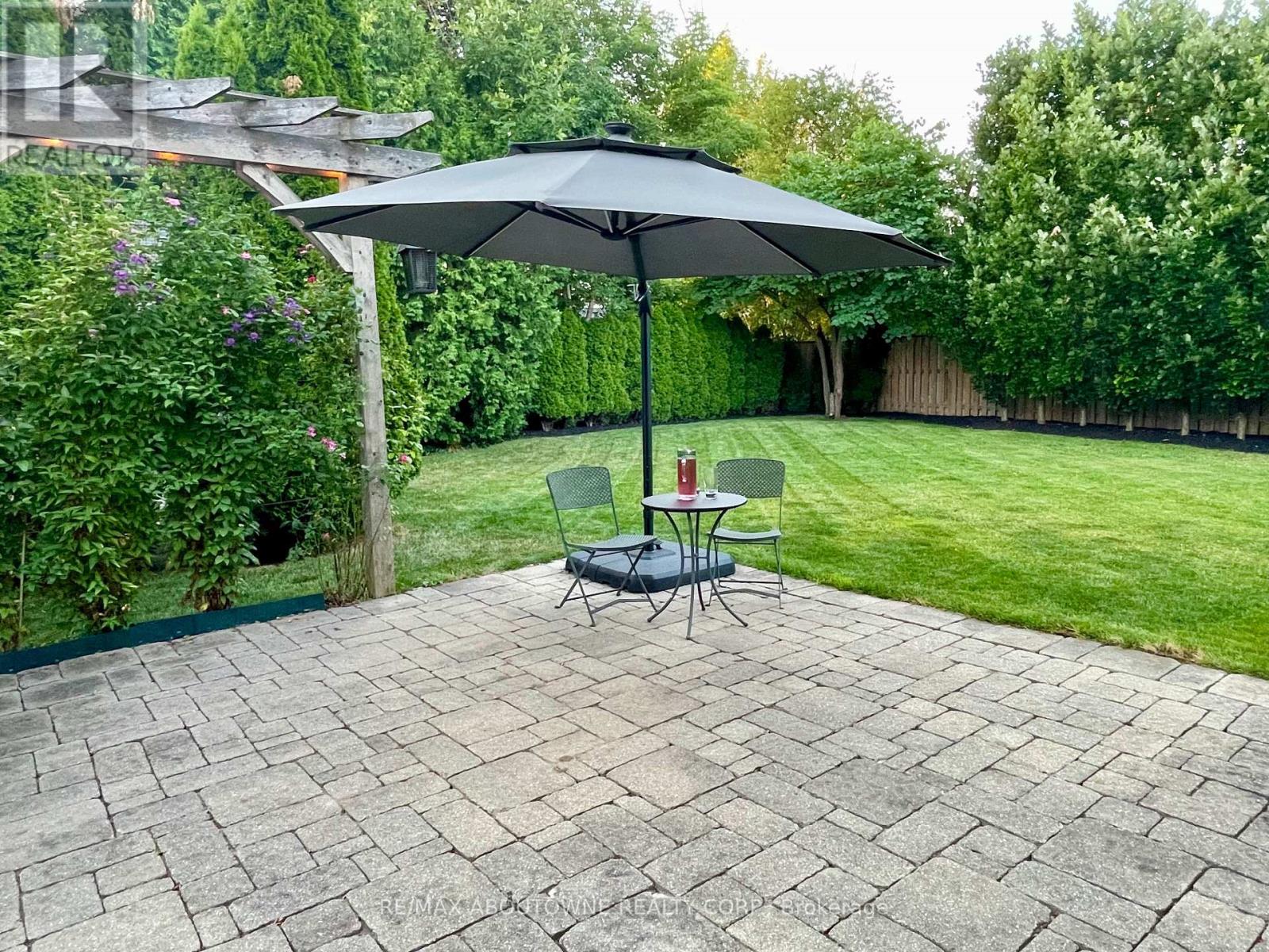 283 Jennings Crescent, Oakville, Ontario  L6L 1W3 - Photo 35 - W12788288