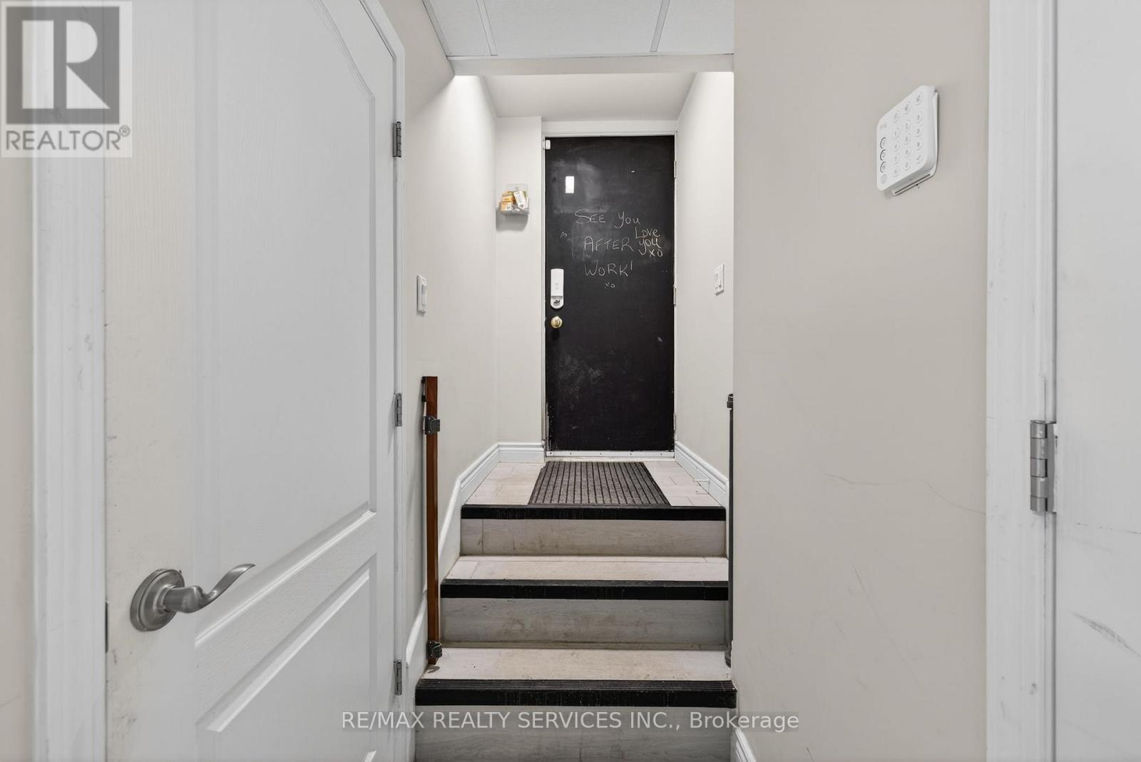 64 Gardenia Way, Caledon, Ontario  L7C 1A8 - Photo 34 - W12788310