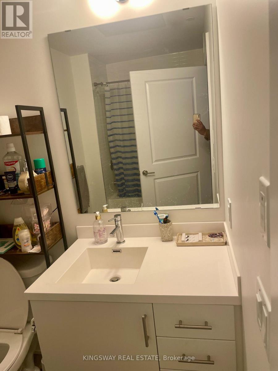 1002 - 3220 William Coltson Avenue, Oakville, Ontario  L6H 7W6 - Photo 12 - W12788318