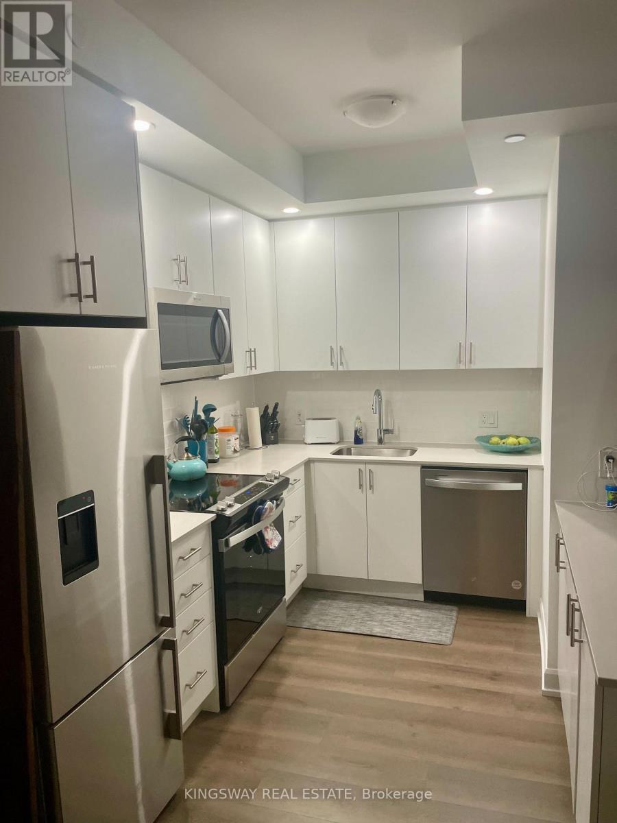 1002 - 3220 William Coltson Avenue, Oakville, Ontario  L6H 7W6 - Photo 6 - W12788318