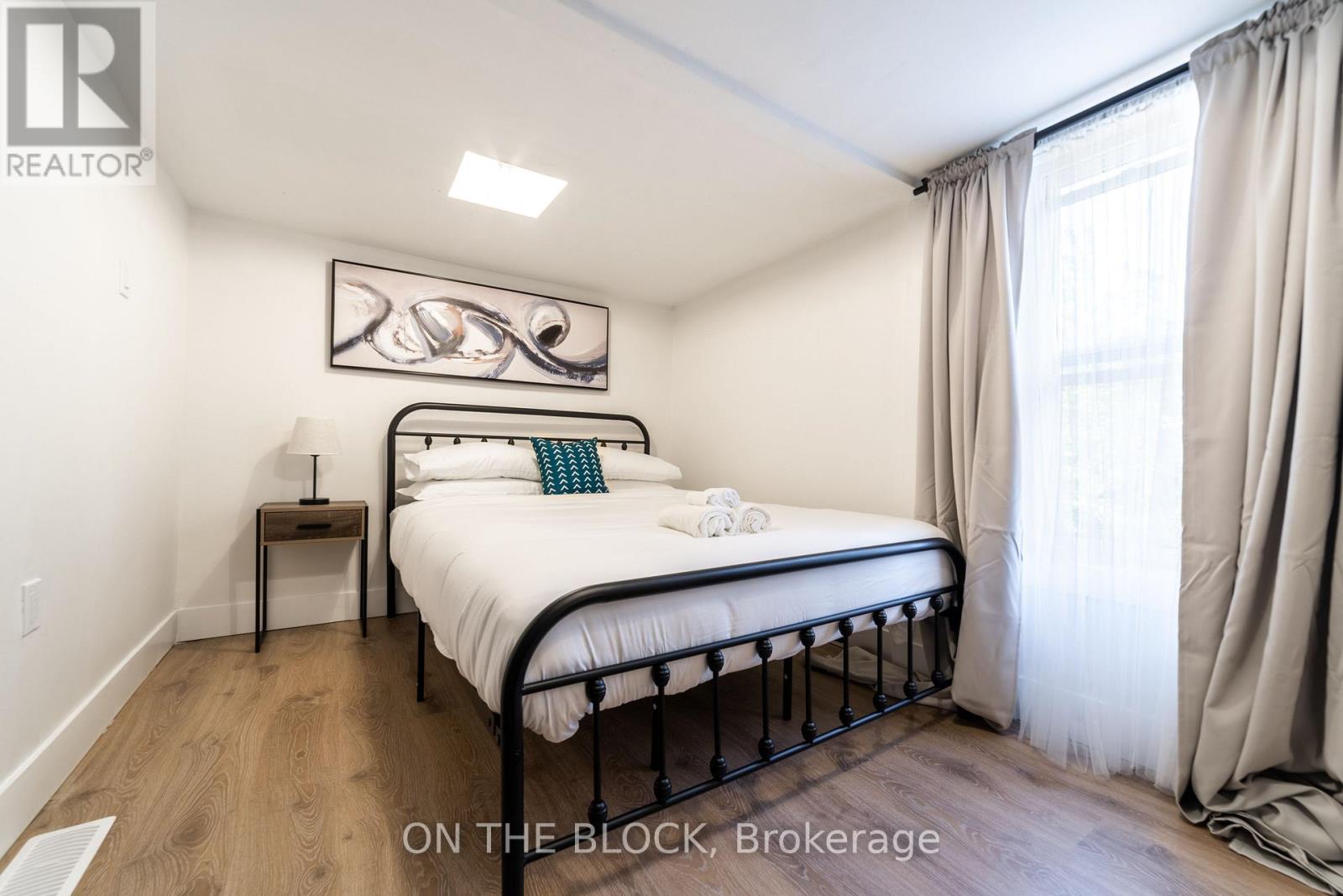 2 - 19 Century Street, Hamilton, Ontario  L8L 1V7 - Photo 10 - X12788278