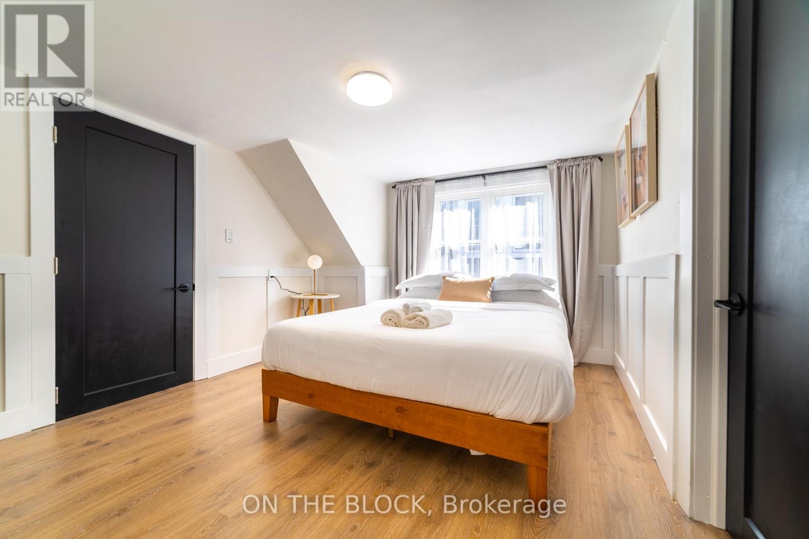 2 - 19 Century Street, Hamilton, Ontario  L8L 1V7 - Photo 9 - X12788278