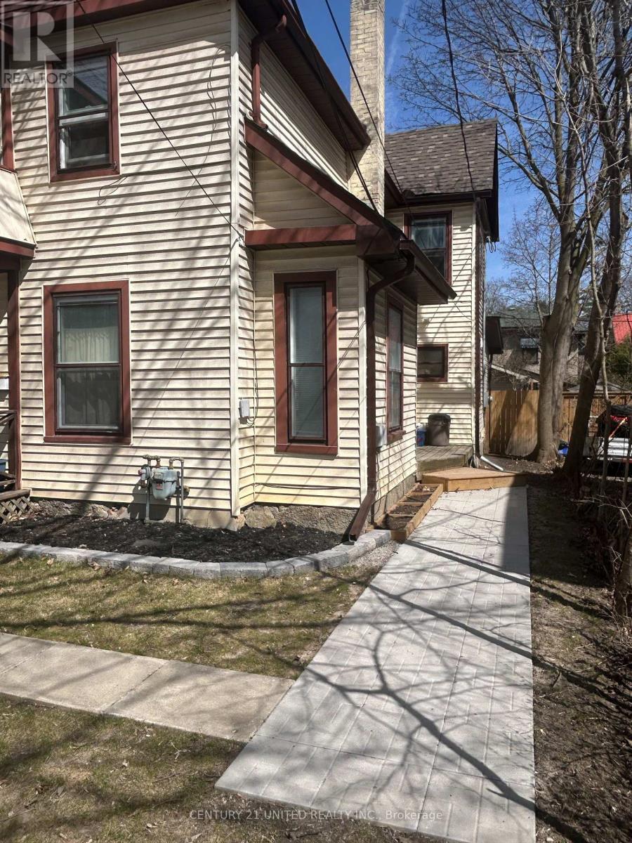 552 Bethune Street, Peterborough, Ontario  K9H 3Z5 - Photo 3 - X12788522