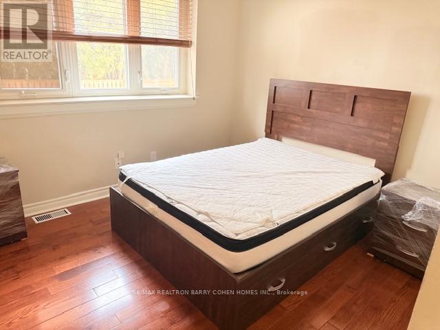 26 Larkfield Drive, Toronto, Ontario  M3B 2H1 - Photo 13 - C12784902