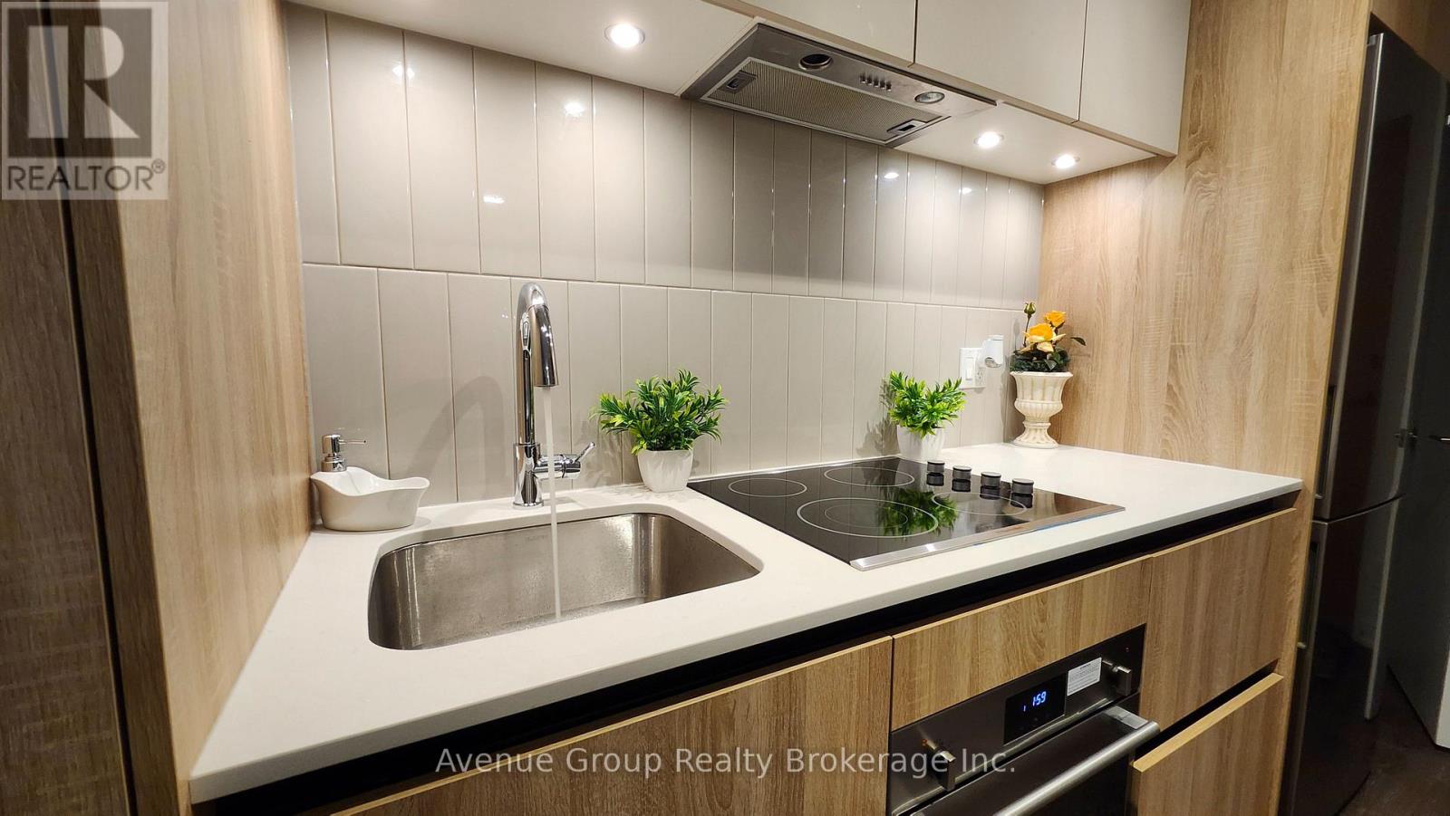 B-1510 - 7950 Bathurst Street, Vaughan, Ontario  L4J 0L4 - Photo 11 - N12776774