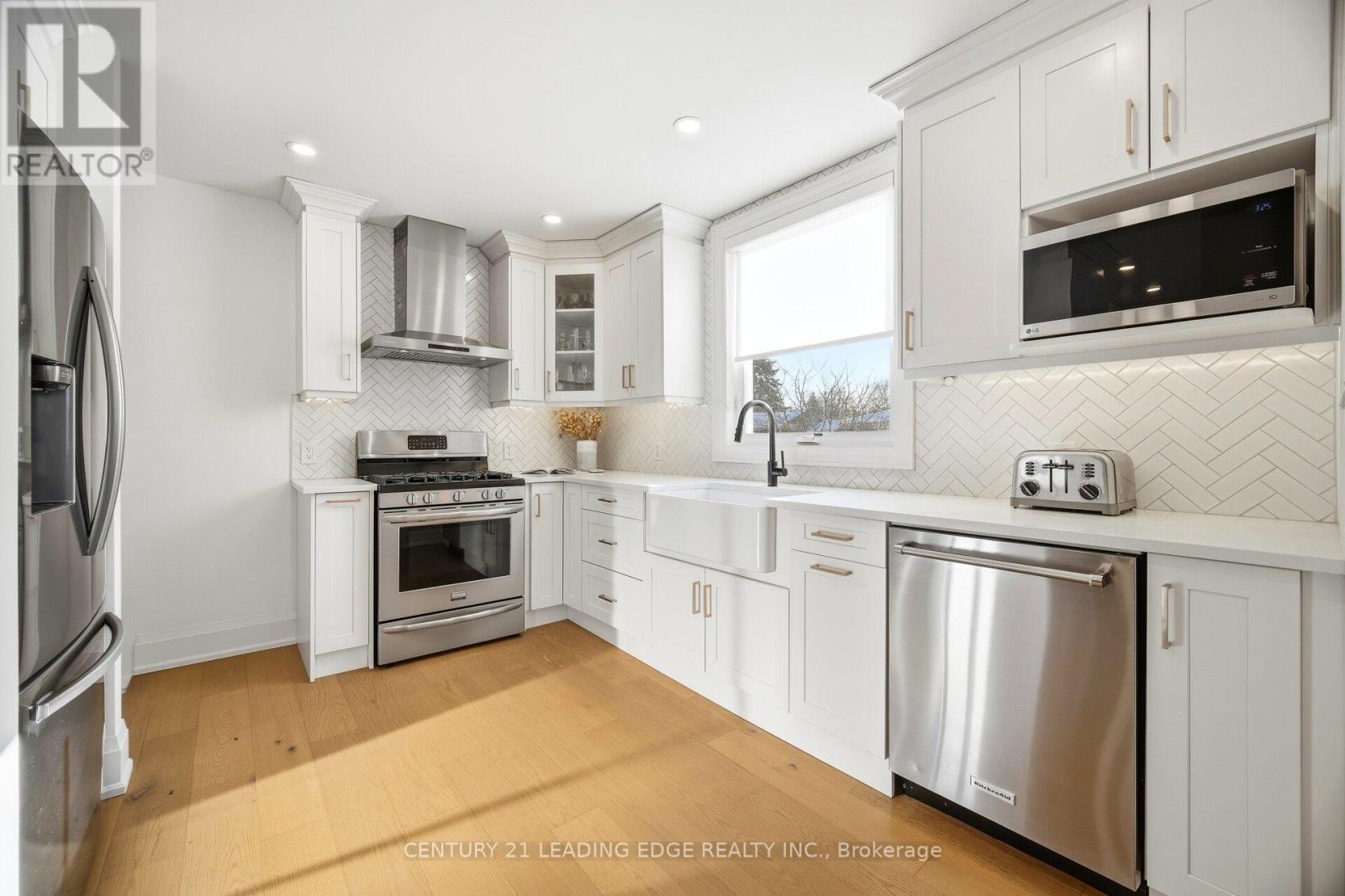 979 Kingsway Drive, Burlington, Ontario  L7T 3J1 - Photo 17 - W12787922