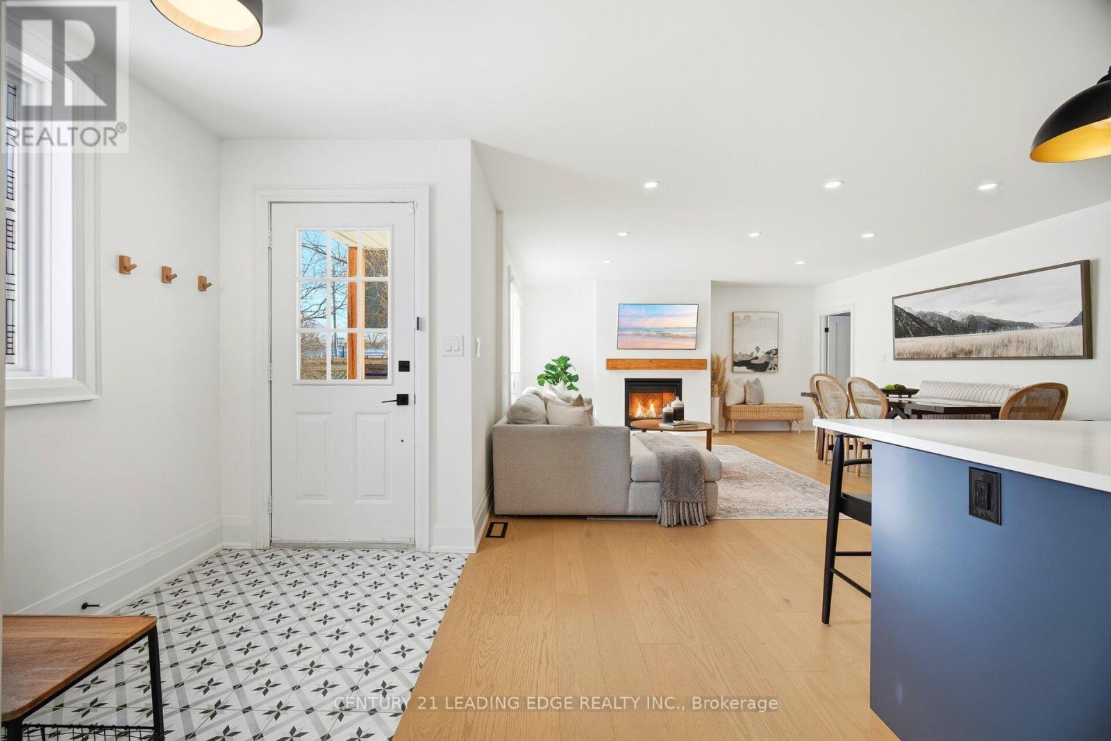 979 Kingsway Drive, Burlington, Ontario  L7T 3J1 - Photo 6 - W12787922