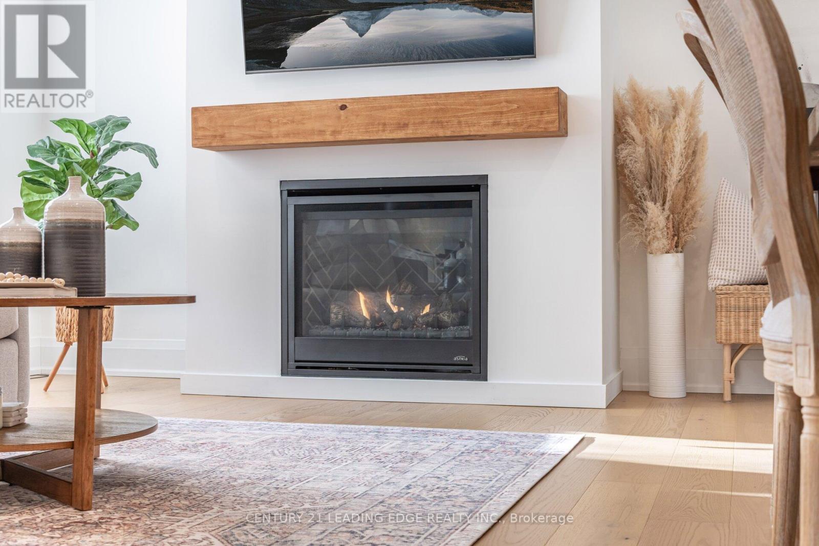 979 Kingsway Drive, Burlington, Ontario  L7T 3J1 - Photo 10 - W12787922