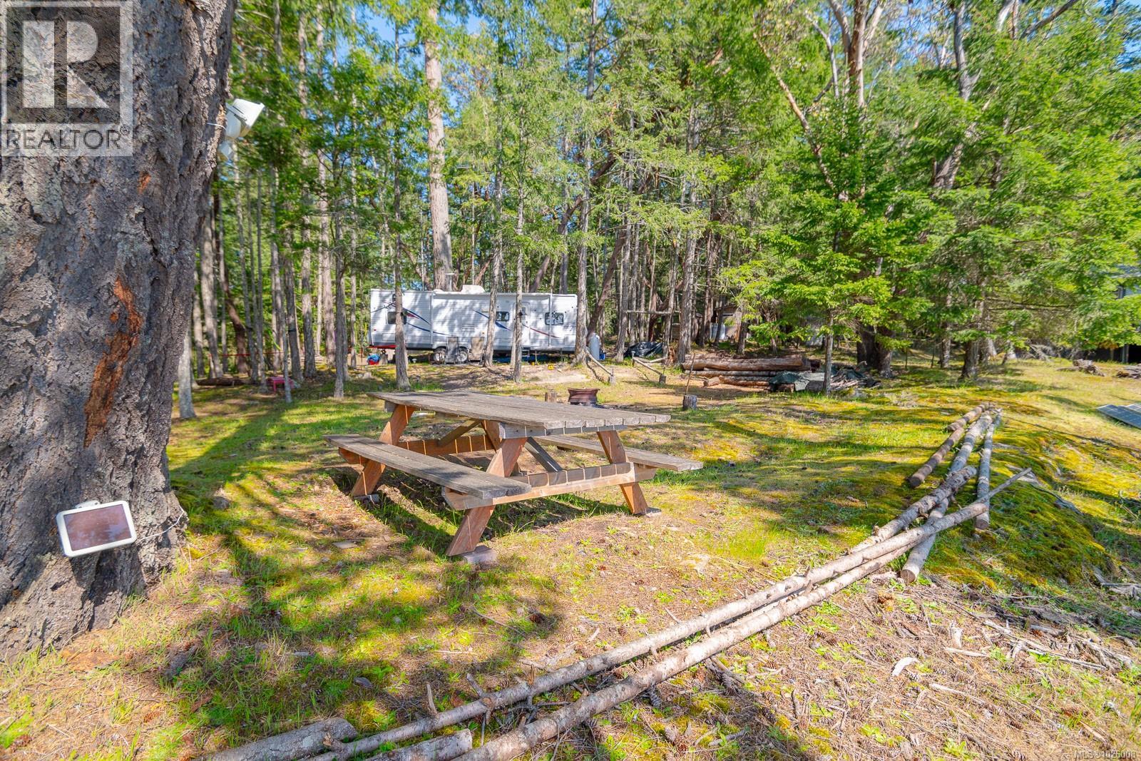 553 Flewett Dr, Decourcy Island, British Columbia  A1A 1A1 - Photo 12 - 1026008