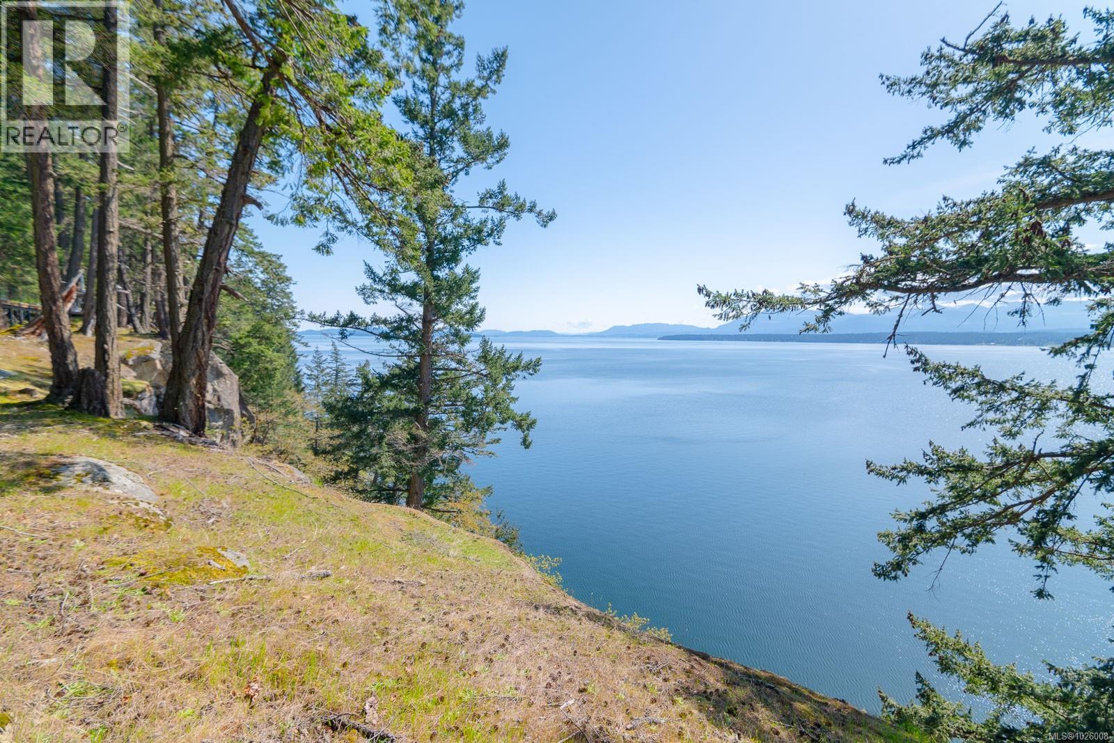 553 Flewett Dr, Decourcy Island, British Columbia  A1A 1A1 - Photo 15 - 1026008