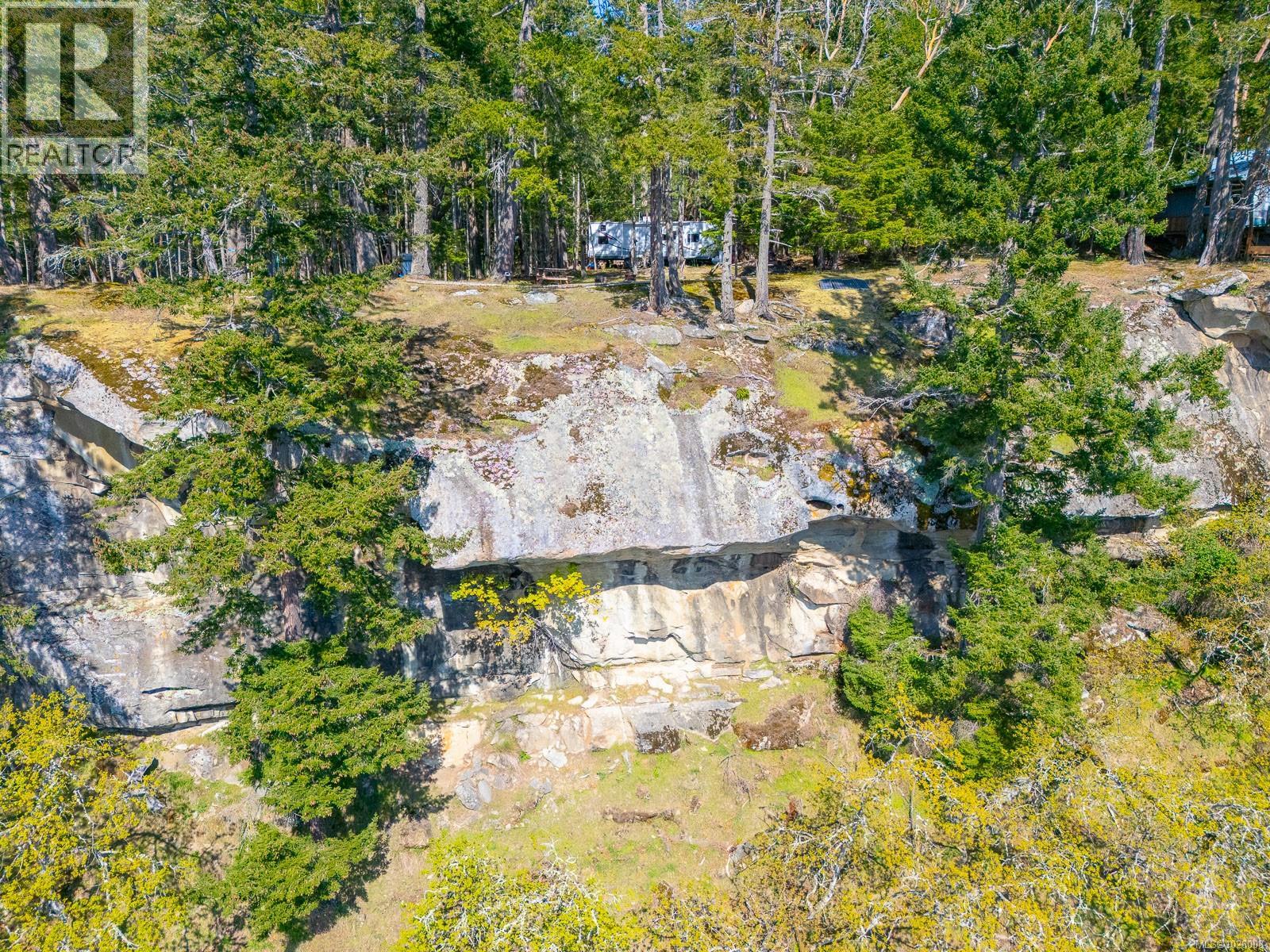 553 Flewett Dr, Decourcy Island, British Columbia  A1A 1A1 - Photo 21 - 1026008