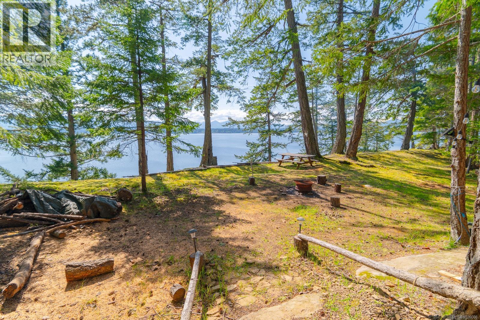 553 Flewett Dr, Decourcy Island, British Columbia  A1A 1A1 - Photo 5 - 1026008