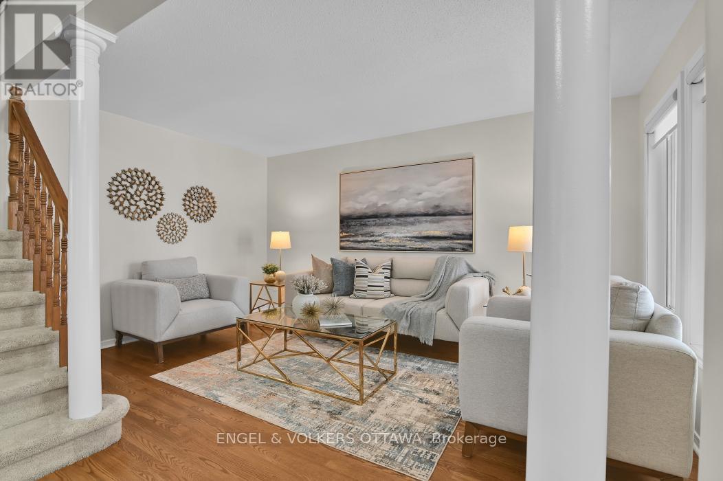 123 Longshire Circle, Ottawa, Ontario  K2J 4L1 - Photo 4 - X12788340