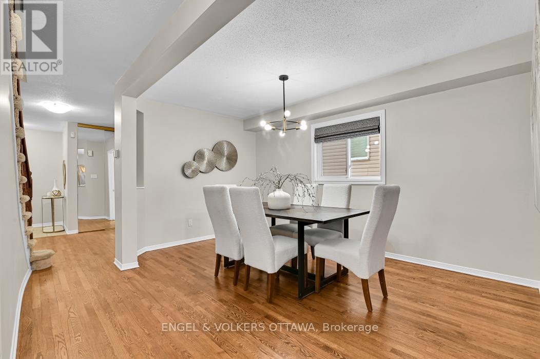 123 Longshire Circle, Ottawa, Ontario  K2J 4L1 - Photo 6 - X12788340