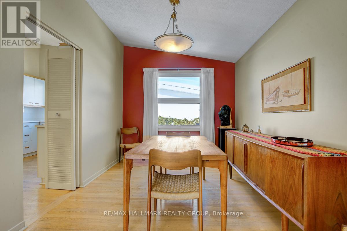 629 Glenhurst Crescent, Ottawa, Ontario  K1J 7B6 - Photo 12 - X12788412