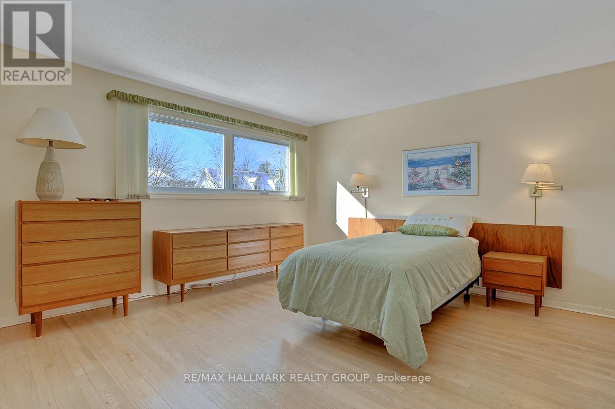 629 Glenhurst Crescent, Ottawa, Ontario  K1J 7B6 - Photo 24 - X12788412