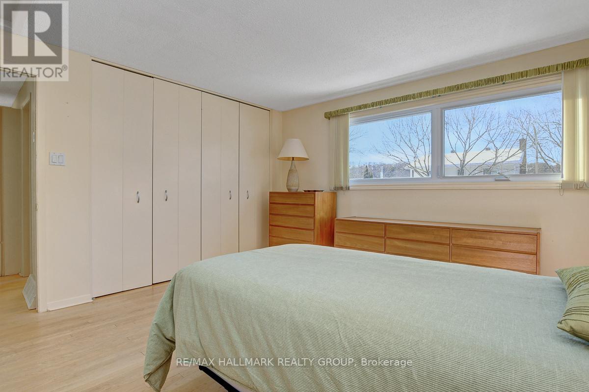 629 Glenhurst Crescent, Ottawa, Ontario  K1J 7B6 - Photo 25 - X12788412