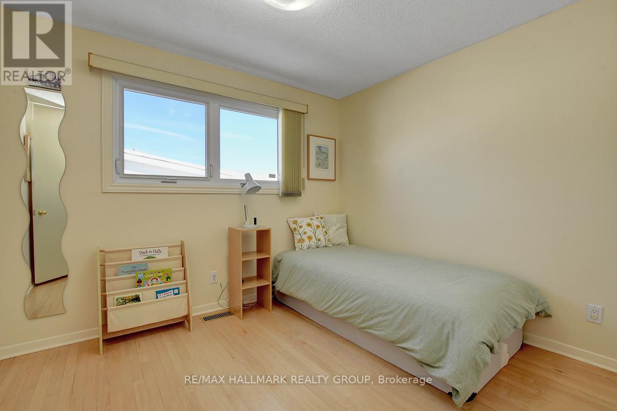 629 Glenhurst Crescent, Ottawa, Ontario  K1J 7B6 - Photo 31 - X12788412